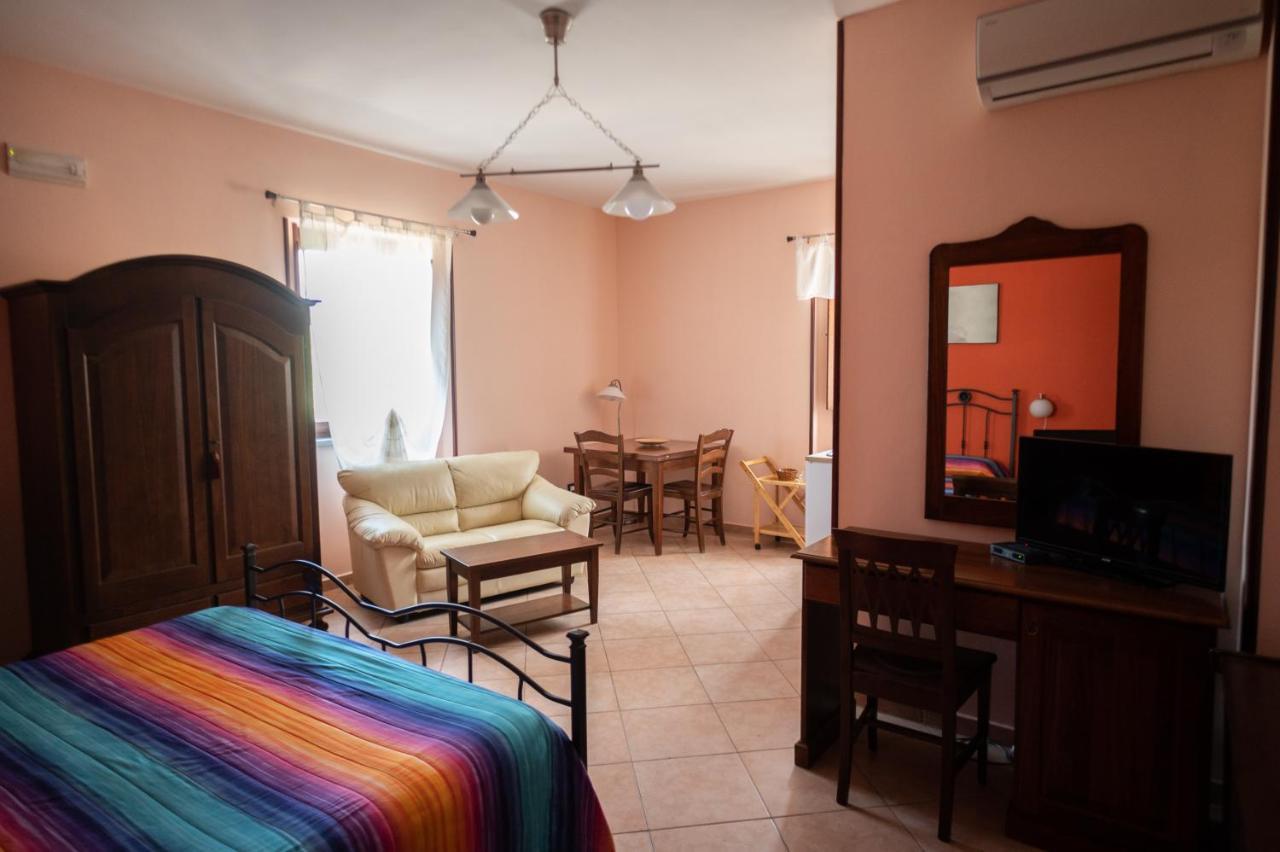 Antico Casale - Camere Con Angolo Cottura Agropoli Buitenkant foto